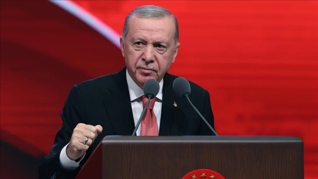 Cumhurbaşkanı Erdoğan: “Fabrika Ayarlarına Dönüyoruz!”