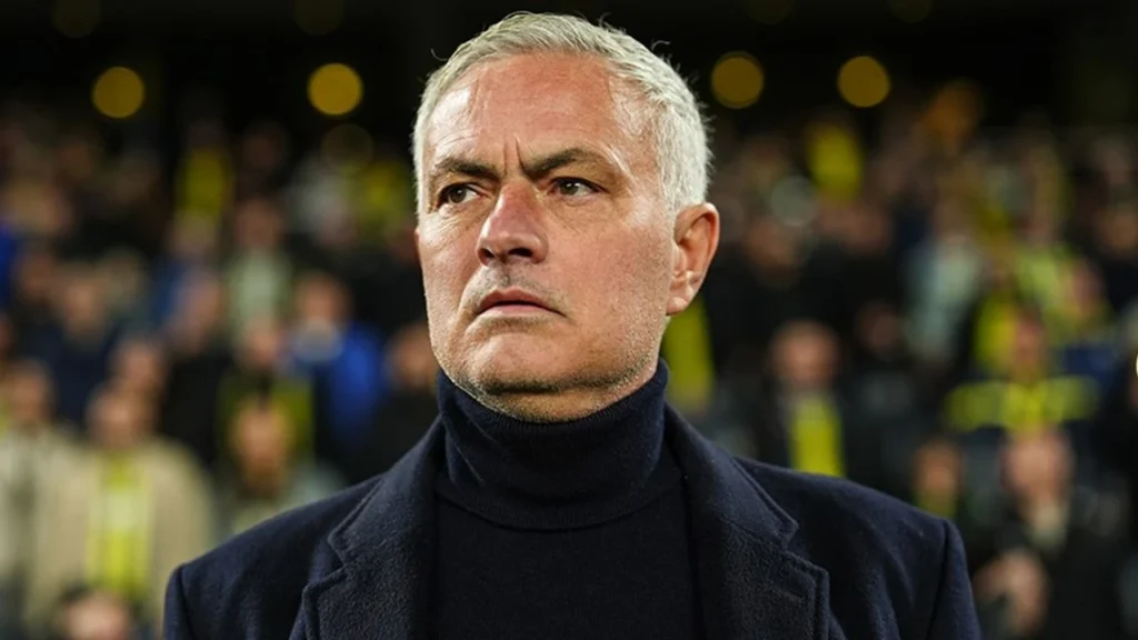 Fenerbahçe Teknik Direktörü Jose Mourinho'dan İsyan Dolu Açıklamalar