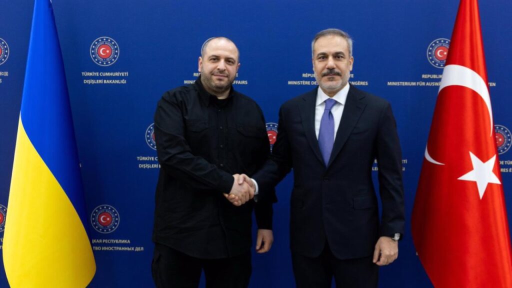 Dışişleri Bakanı Fidan, Ukrayna Savunma Bakanı Umerov ile Görüştü